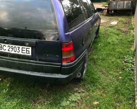 Синій Опель Астра, об'ємом двигуна 1.6 л та пробігом 300 тис. км за 900 $, фото 1 на Automoto.ua