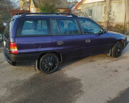 Синий Опель Астра, объемом двигателя 1.7 л и пробегом 308 тыс. км за 2150 $, фото 3 на Automoto.ua