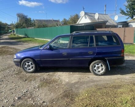 Опель Астра 1996 в Липовце на Automoto.ua Синий Опель Астра, объемом двигателя 1.8 л и пробегом 385 тыс. км за 2350 $, фото 4 на Automoto.ua