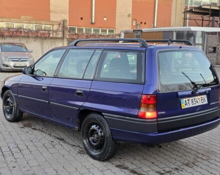 Синій Опель Астра, об'ємом двигуна 1.6 л та пробігом 200 тис. км за 1500 $, фото 2 на Automoto.ua