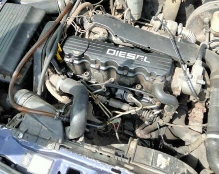 Синий Опель Астра, объемом двигателя 1.7 л и пробегом 377 тыс. км за 1350 $, фото 4 на Automoto.ua