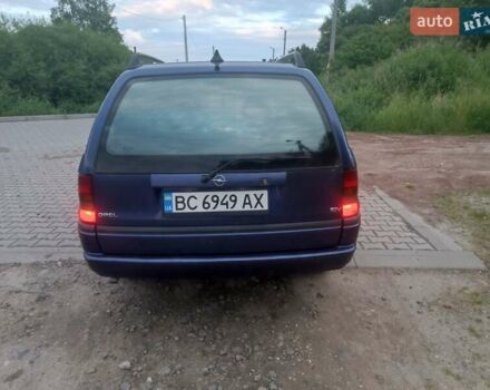 Синий Опель Астра, объемом двигателя 1.6 л и пробегом 374 тыс. км за 2100 $, фото 3 на Automoto.ua