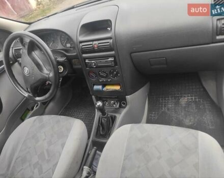 Синій Опель Астра, об'ємом двигуна 1.7 л та пробігом 270 тис. км за 1650 $, фото 9 на Automoto.ua