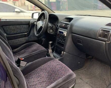 Синий Опель Астра, объемом двигателя 2 л и пробегом 290 тыс. км за 2000 $, фото 9 на Automoto.ua
