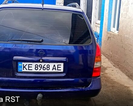 Синий Опель Астра, объемом двигателя 2 л и пробегом 250 тыс. км за 2950 $, фото 2 на Automoto.ua