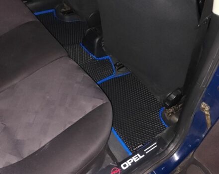 Синий Опель Астра, объемом двигателя 1.7 л и пробегом 447 тыс. км за 2300 $, фото 5 на Automoto.ua