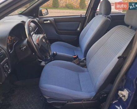 Синій Опель Астра, об'ємом двигуна 1.6 л та пробігом 233 тис. км за 3450 $, фото 47 на Automoto.ua