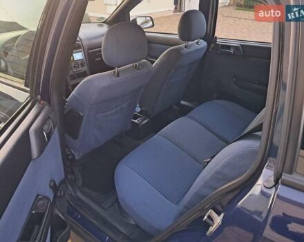 Синій Опель Астра, об'ємом двигуна 1.6 л та пробігом 233 тис. км за 3450 $, фото 42 на Automoto.ua