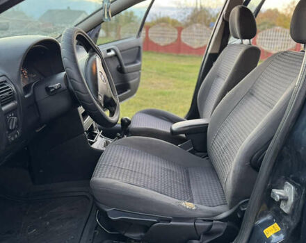 Синий Опель Астра, объемом двигателя 2 л и пробегом 250 тыс. км за 2350 $, фото 13 на Automoto.ua