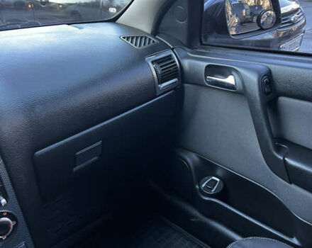 Синий Опель Астра, объемом двигателя 1.6 л и пробегом 260 тыс. км за 4200 $, фото 15 на Automoto.ua