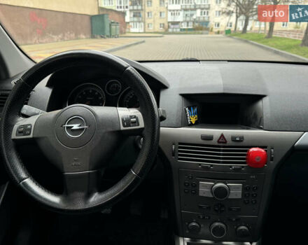 Синій Опель Астра, об'ємом двигуна 1.6 л та пробігом 288 тис. км за 4000 $, фото 20 на Automoto.ua