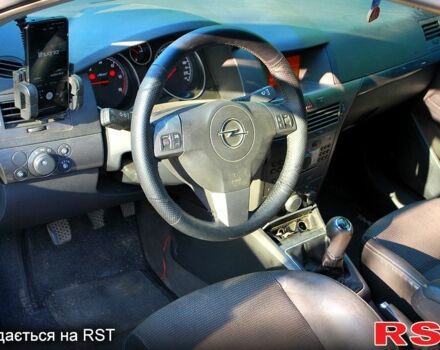 Синий Опель Астра, объемом двигателя 1.7 л и пробегом 375 тыс. км за 4900 $, фото 4 на Automoto.ua