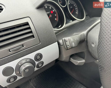 Синий Опель Астра, объемом двигателя 1.6 л и пробегом 173 тыс. км за 5300 $, фото 15 на Automoto.ua