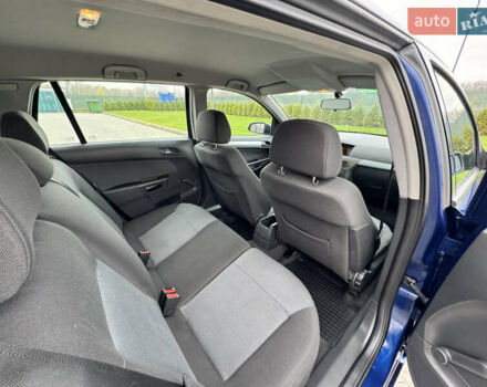 Синий Опель Астра, объемом двигателя 1.6 л и пробегом 173 тыс. км за 5400 $, фото 29 на Automoto.ua