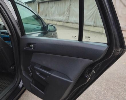 Синий Опель Астра, объемом двигателя 1.7 л и пробегом 339 тыс. км за 4200 $, фото 13 на Automoto.ua