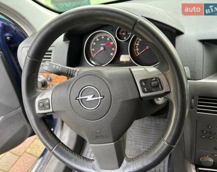 Опель Астра 2005 в Сокале на Automoto.ua Синий Опель Астра, объемом двигателя 1.6 л и пробегом 220 тыс. км за 5200 $, фото 15 на Automoto.ua