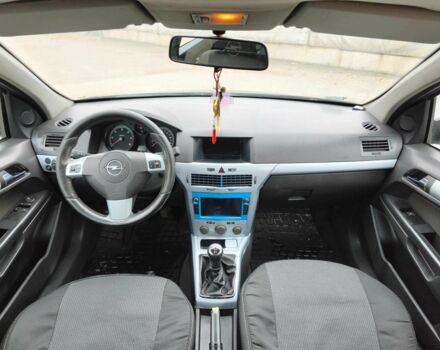 Синий Опель Астра, объемом двигателя 1.7 л и пробегом 339 тыс. км за 4200 $, фото 17 на Automoto.ua