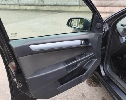 Синий Опель Астра, объемом двигателя 1.7 л и пробегом 339 тыс. км за 4200 $, фото 8 на Automoto.ua