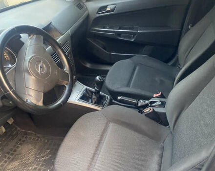 Опель Астра 2005 в Одессе на Automoto.ua Синий Опель Астра, объемом двигателя 1.69 л и пробегом 330 тыс. км за 4000 $, фото 9 на Automoto.ua