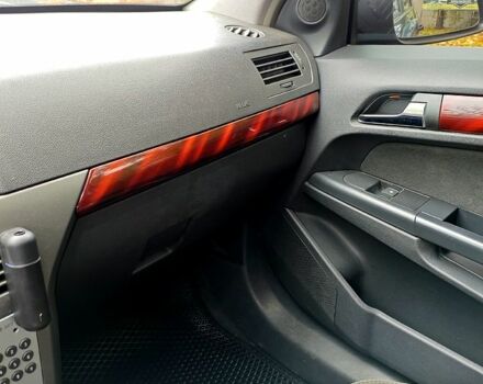 Синий Опель Астра, объемом двигателя 1.8 л и пробегом 275 тыс. км за 4100 $, фото 1 на Automoto.ua