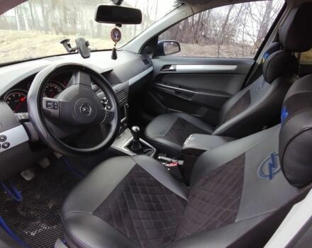 Синий Опель Астра, объемом двигателя 1.6 л и пробегом 195 тыс. км за 5350 $, фото 5 на Automoto.ua