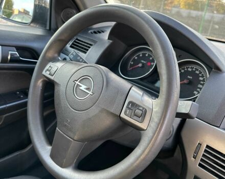 Синий Опель Астра, объемом двигателя 1.6 л и пробегом 217 тыс. км за 5550 $, фото 7 на Automoto.ua