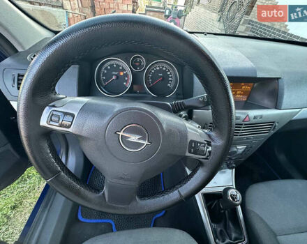 Синий Опель Астра, объемом двигателя 1.6 л и пробегом 193 тыс. км за 4800 $, фото 6 на Automoto.ua
