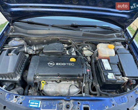 Синий Опель Астра, объемом двигателя 1.6 л и пробегом 193 тыс. км за 4800 $, фото 11 на Automoto.ua