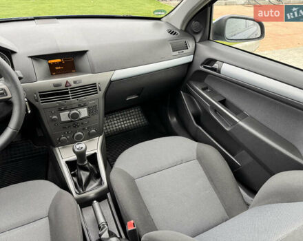 Синий Опель Астра, объемом двигателя 1.6 л и пробегом 173 тыс. км за 5400 $, фото 21 на Automoto.ua