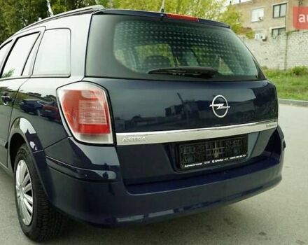 Синий Опель Астра, объемом двигателя 1.6 л и пробегом 240 тыс. км за 3799 $, фото 5 на Automoto.ua