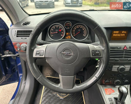 Синий Опель Астра, объемом двигателя 1.8 л и пробегом 276 тыс. км за 5999 $, фото 25 на Automoto.ua