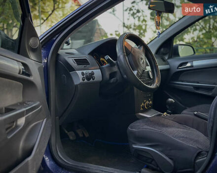 Синій Опель Астра, об'ємом двигуна 1.6 л та пробігом 235 тис. км за 4650 $, фото 4 на Automoto.ua