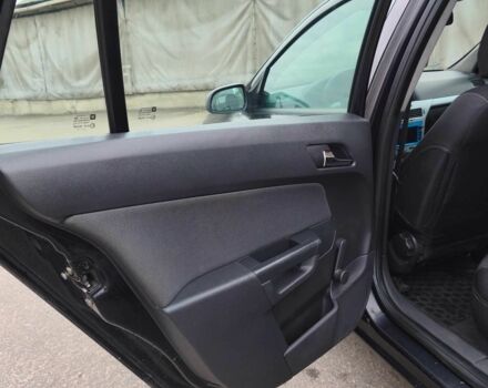 Синий Опель Астра, объемом двигателя 1.7 л и пробегом 339 тыс. км за 4200 $, фото 10 на Automoto.ua