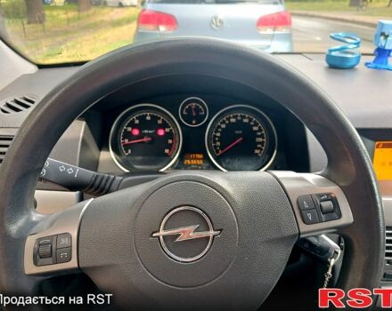 Синий Опель Астра, объемом двигателя 1.6 л и пробегом 253 тыс. км за 3400 $, фото 2 на Automoto.ua