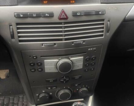 Синий Опель Астра, объемом двигателя 1.9 л и пробегом 330 тыс. км за 4600 $, фото 7 на Automoto.ua