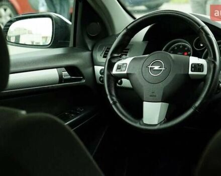 Синий Опель Астра, объемом двигателя 1.6 л и пробегом 240 тыс. км за 3799 $, фото 7 на Automoto.ua