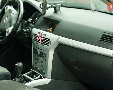 Синий Опель Астра, объемом двигателя 1.6 л и пробегом 240 тыс. км за 3799 $, фото 8 на Automoto.ua