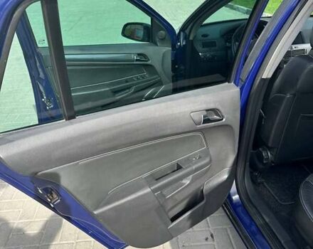 Синий Опель Астра, объемом двигателя 1.7 л и пробегом 280 тыс. км за 4800 $, фото 9 на Automoto.ua