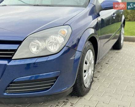 Синий Опель Астра, объемом двигателя 1.6 л и пробегом 173 тыс. км за 5300 $, фото 3 на Automoto.ua