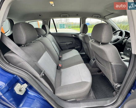 Синий Опель Астра, объемом двигателя 1.6 л и пробегом 173 тыс. км за 5300 $, фото 26 на Automoto.ua