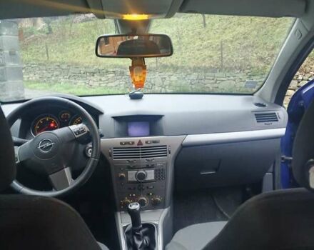 Синий Опель Астра, объемом двигателя 1.91 л и пробегом 297 тыс. км за 4200 $, фото 3 на Automoto.ua