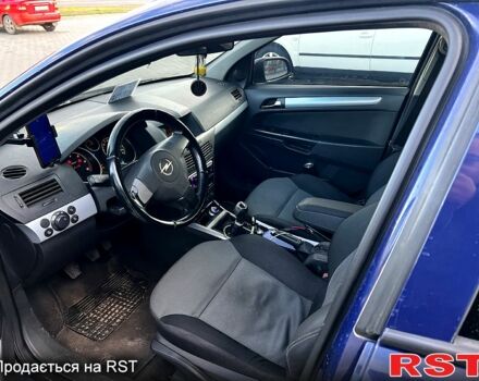 Синий Опель Астра, объемом двигателя 1.9 л и пробегом 320 тыс. км за 5000 $, фото 2 на Automoto.ua