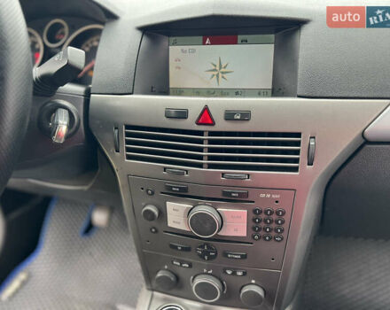 Синий Опель Астра, объемом двигателя 1.6 л и пробегом 280 тыс. км за 4500 $, фото 23 на Automoto.ua