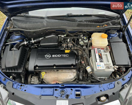 Синий Опель Астра, объемом двигателя 1.6 л и пробегом 280 тыс. км за 4500 $, фото 26 на Automoto.ua