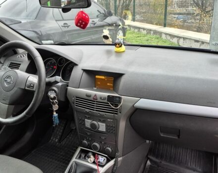 Синий Опель Астра, объемом двигателя 1.9 л и пробегом 277 тыс. км за 4400 $, фото 7 на Automoto.ua