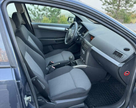 Синий Опель Астра, объемом двигателя 1.6 л и пробегом 232 тыс. км за 4600 $, фото 21 на Automoto.ua