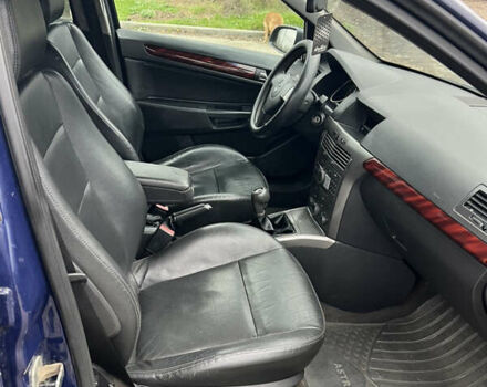 Синій Опель Астра, об'ємом двигуна 1.3 л та пробігом 328 тис. км за 4000 $, фото 9 на Automoto.ua