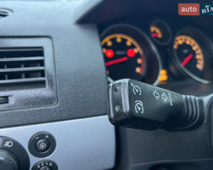 Синий Опель Астра, объемом двигателя 1.6 л и пробегом 286 тыс. км за 4500 $, фото 25 на Automoto.ua