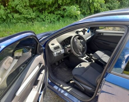 Синий Опель Астра, объемом двигателя 1.6 л и пробегом 165 тыс. км за 2900 $, фото 7 на Automoto.ua