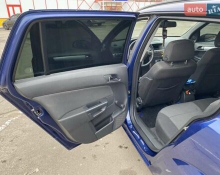 Синий Опель Астра, объемом двигателя 1.6 л и пробегом 242 тыс. км за 4600 $, фото 5 на Automoto.ua